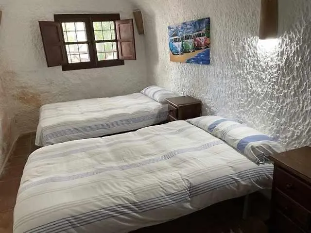 Country house Cueva El Guindas Baza
